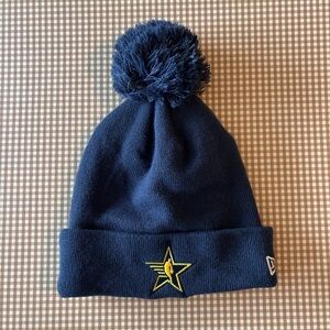 NEW ERA NBA Events Sports Beanie Pom Pom blue hat. One size